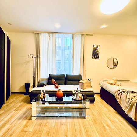 Central King Studio - 10 Mins Walk From Downtown Виена Екстериор снимка