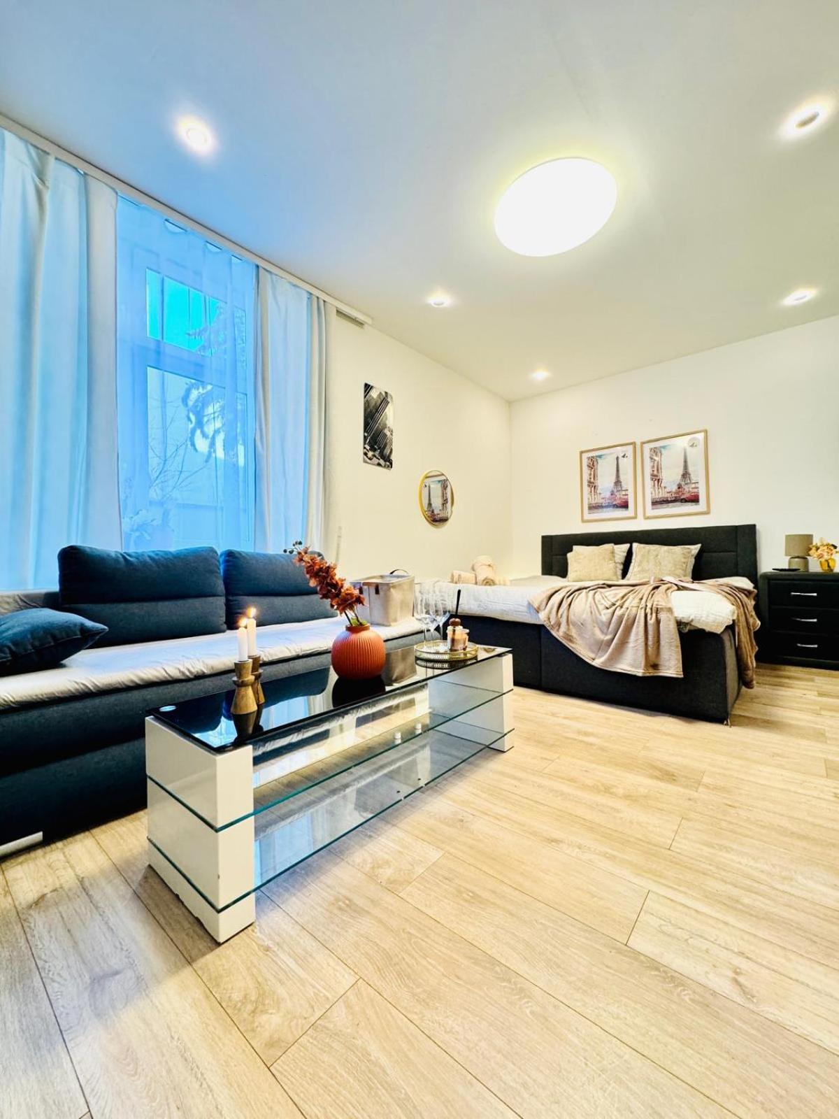 Central King Studio - 10 Mins Walk From Downtown Виена Екстериор снимка