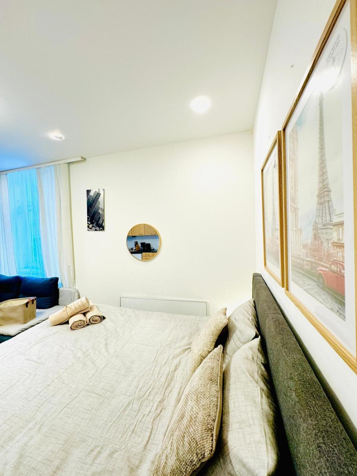 Central King Studio - 10 Mins Walk From Downtown Виена Екстериор снимка