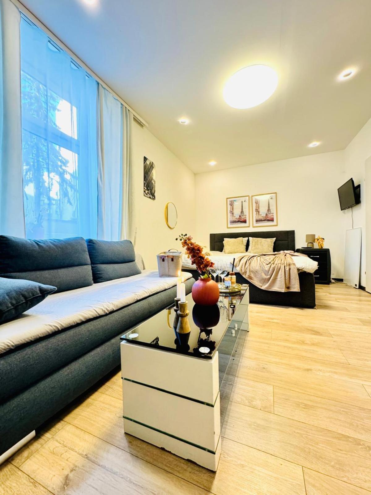 Central King Studio - 10 Mins Walk From Downtown Виена Екстериор снимка